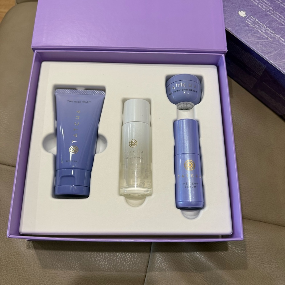 [Brand New] Tatcha The Starter Ritual Hydrating & Plumping Value Set